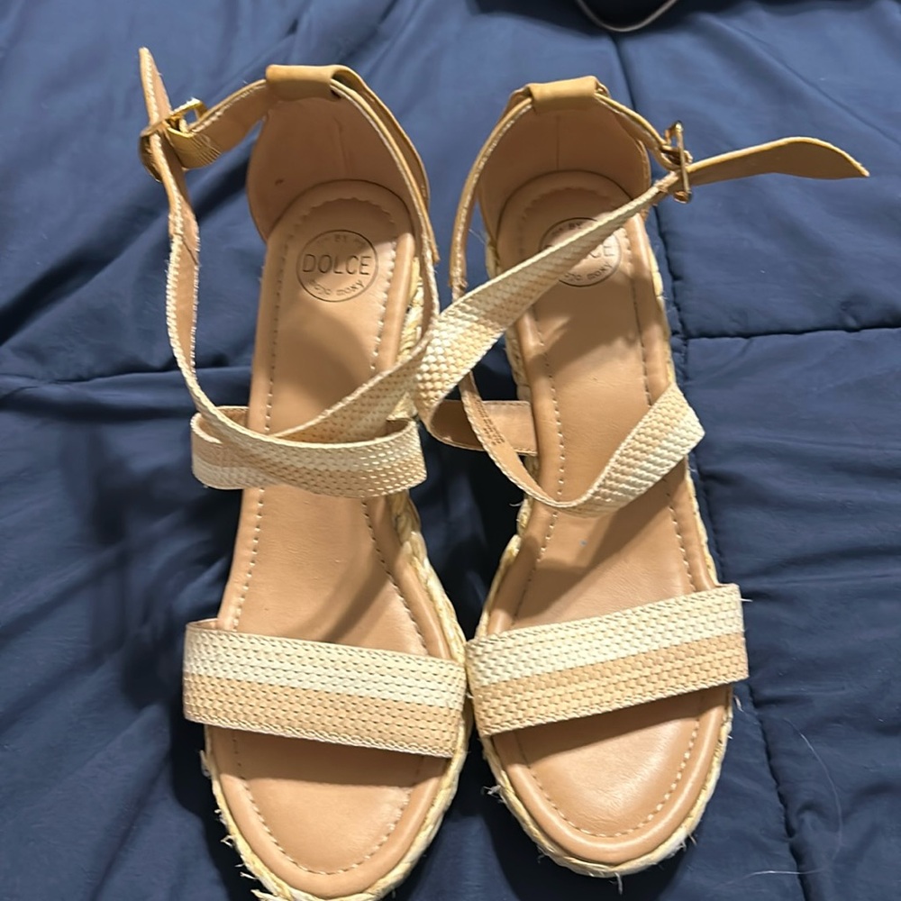 Cute Wedge sandals